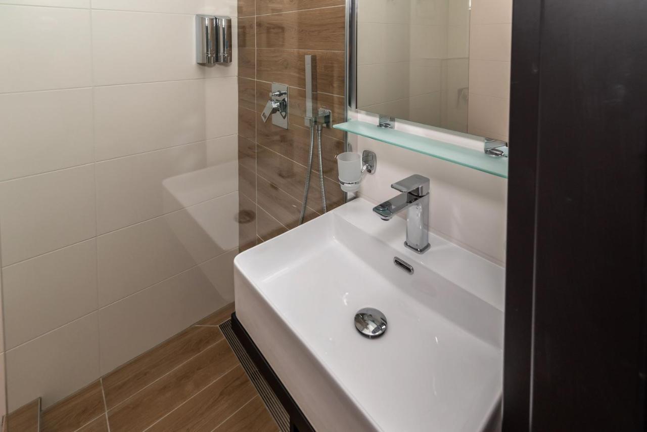 Arany Apartman Miskolc Exteriör bild